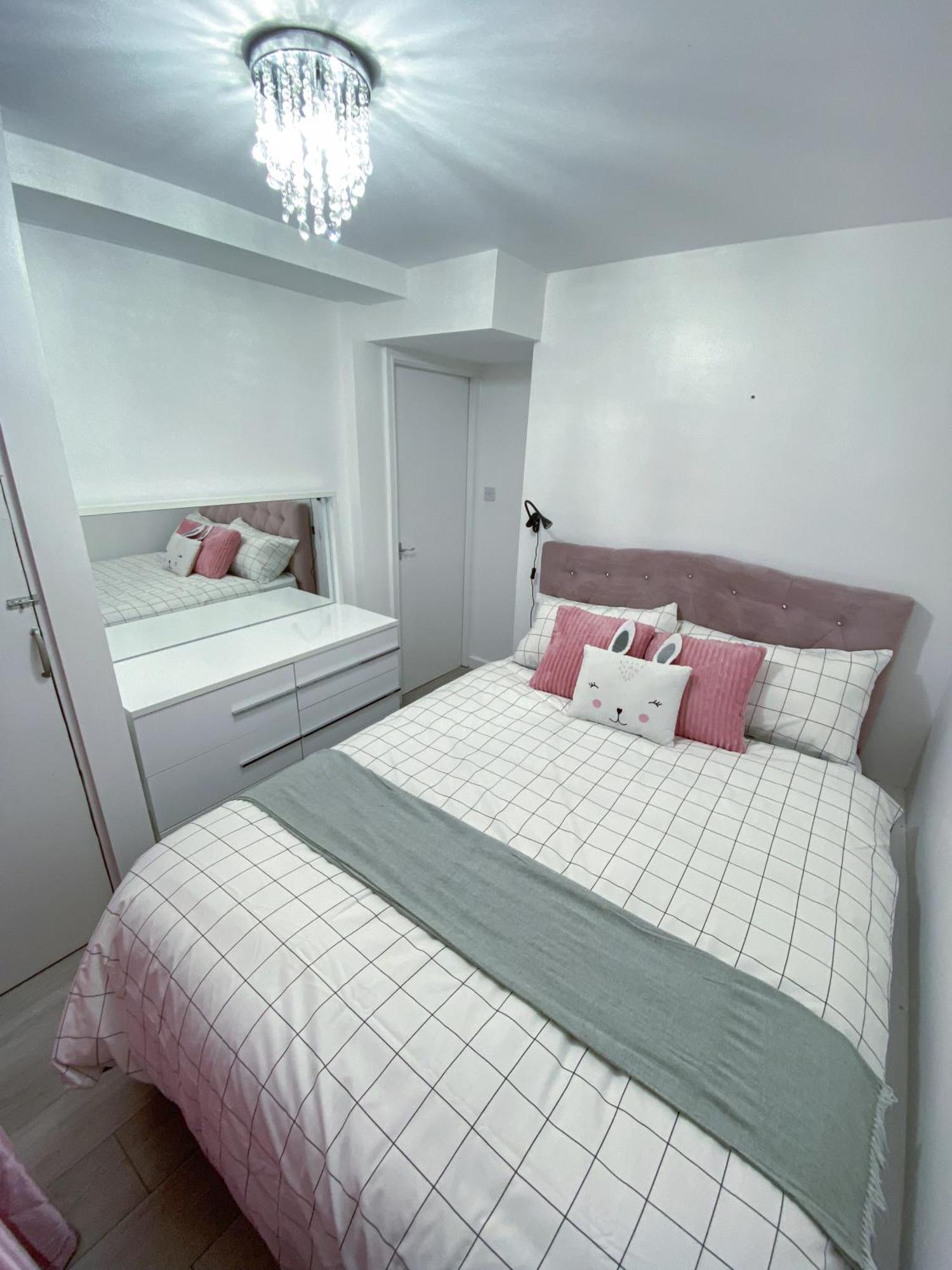2 Bedroom Flat, Dalston Junction, London Eksteriør bilde